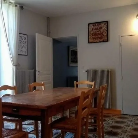 House La Demeure De Loustalet *
